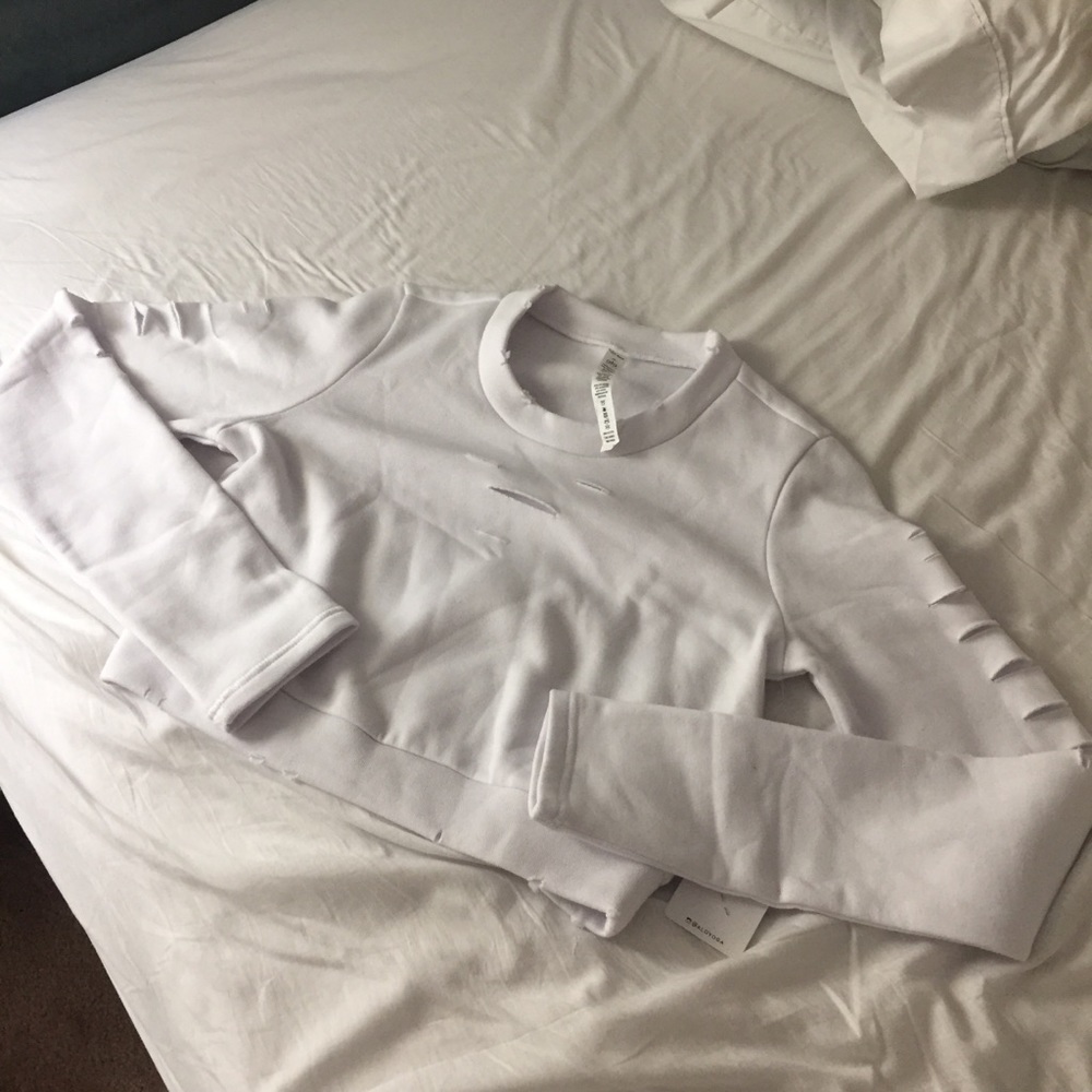 NWT Alo white Cropped Warrior sweatshirt-S - Picture 2 of 5